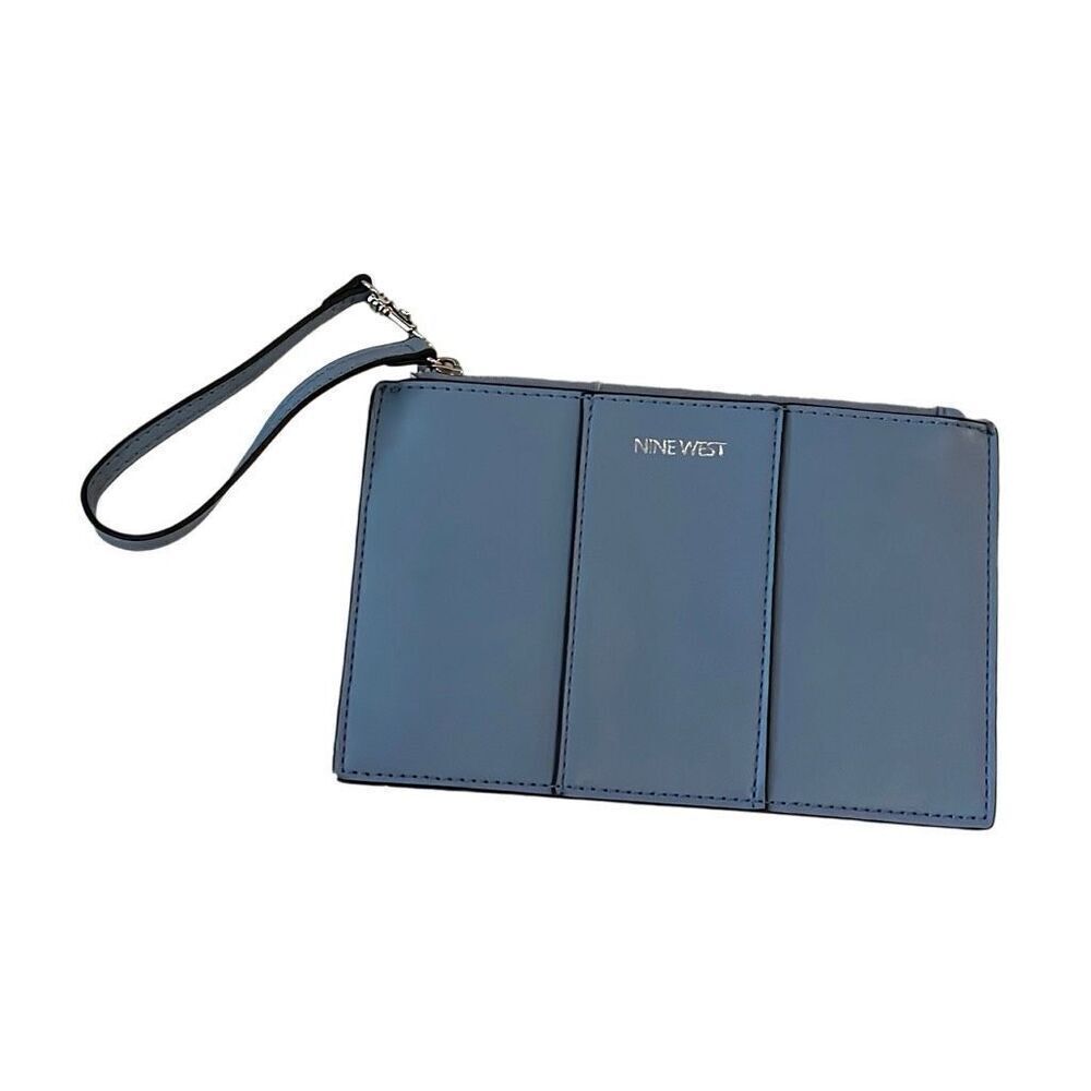 Nine West Wristlet